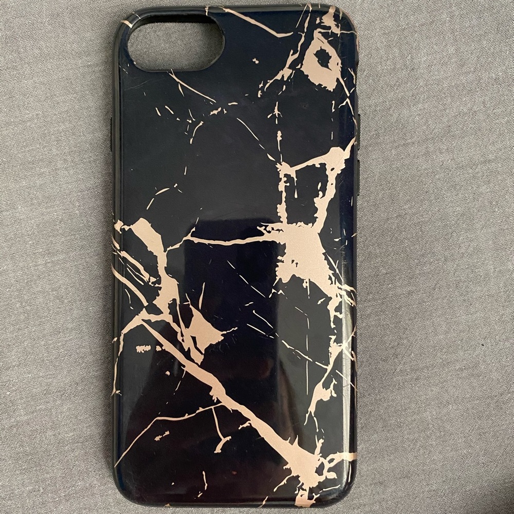 iPhone 7 black marble case